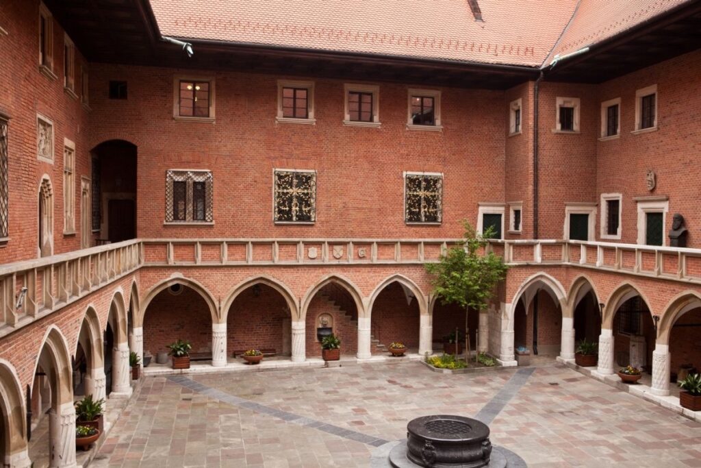 collegium maius 4j